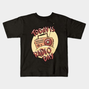 Radio day Kids T-Shirt